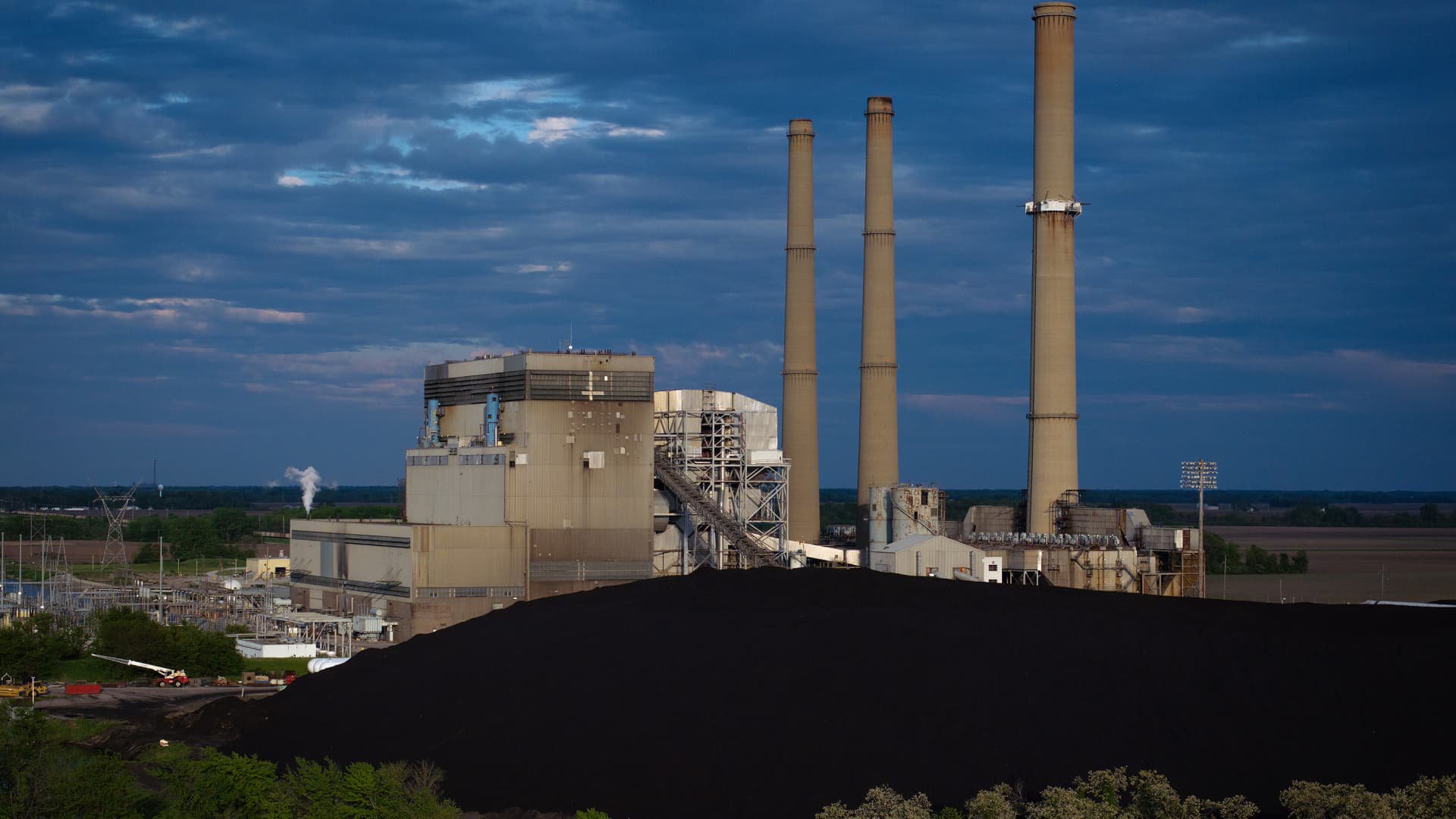 U.S. to lend $4.2 billion to Vistra to boost nuclear power output, source says