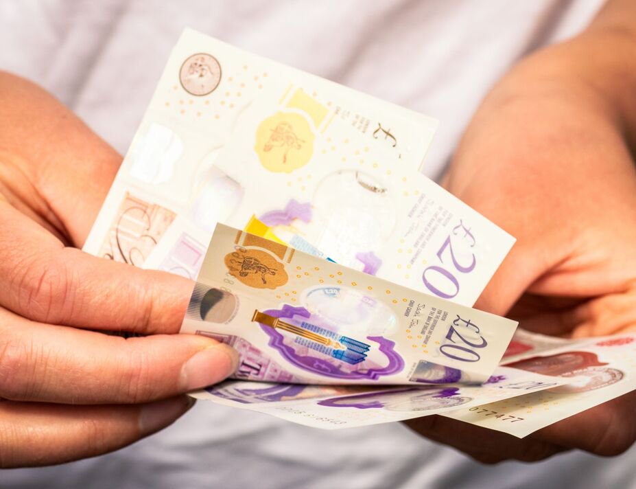Full list of 10 bank switch offers paying you up to £600