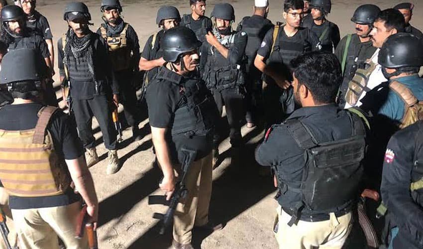 Two FBR officials among five killed in DI Khan attacks