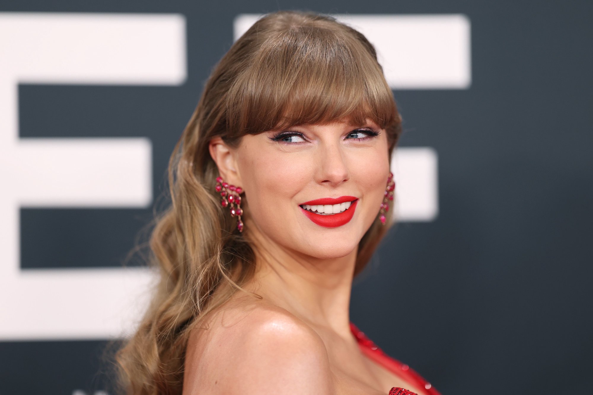 Taylor Swift’s $1,290 ‘Patient Zero’ Loafers Are a Fall Dream — We Found the $19 Look