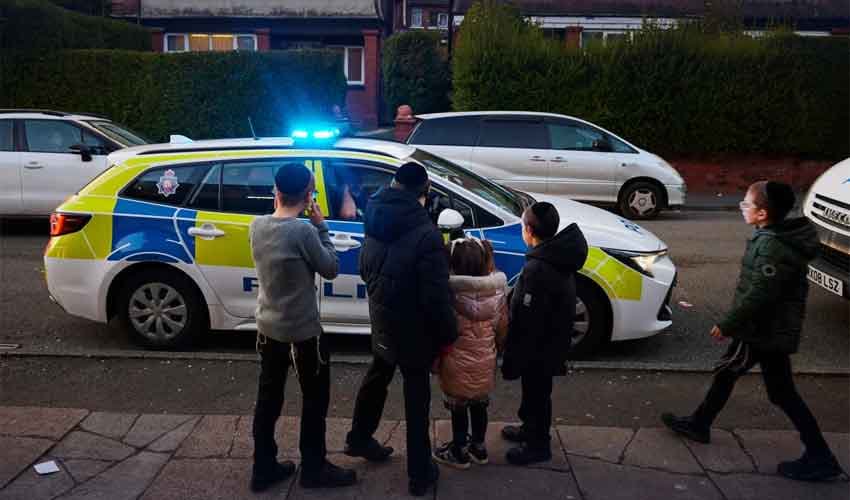 Two Iranians charged in UK over alleged terrorism plot targeting Jews
