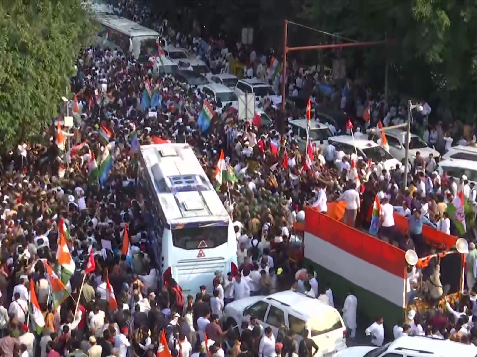 INDIA bloc protest: Thousands start foot march to Supreme Court demanding CEC’s resignation