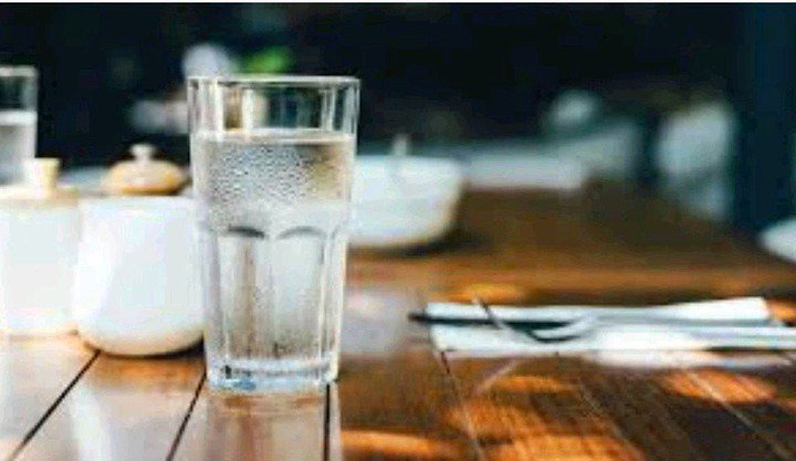 People with High Blood Pressure see What Drinking Lots Of Water Does To You