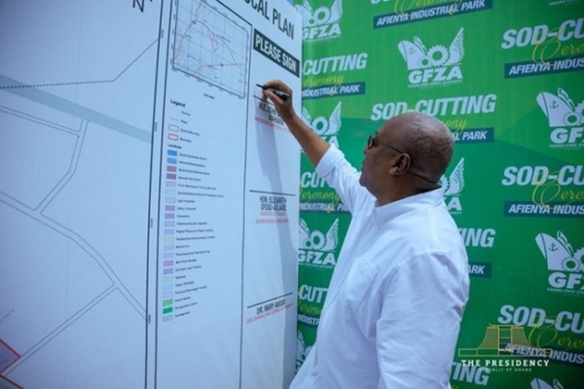 Ghana Is Back Mahama Announces Huge Jump In Foreign Investment – From $624m To $2.62 Billion