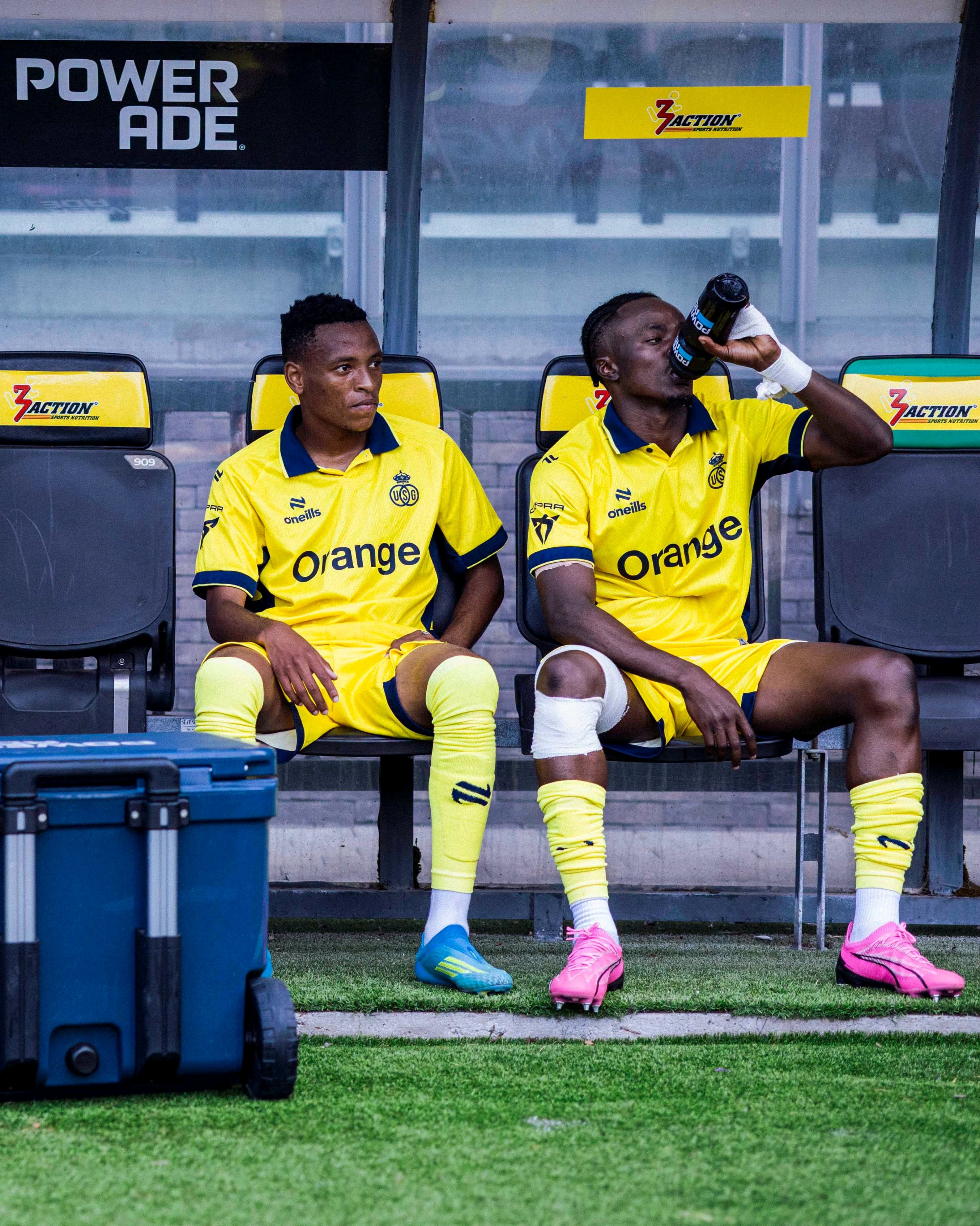 Mofokeng In Europe Trouble: Former Pirates Superstar Hooked Off Early in Costly Belgian Disaster