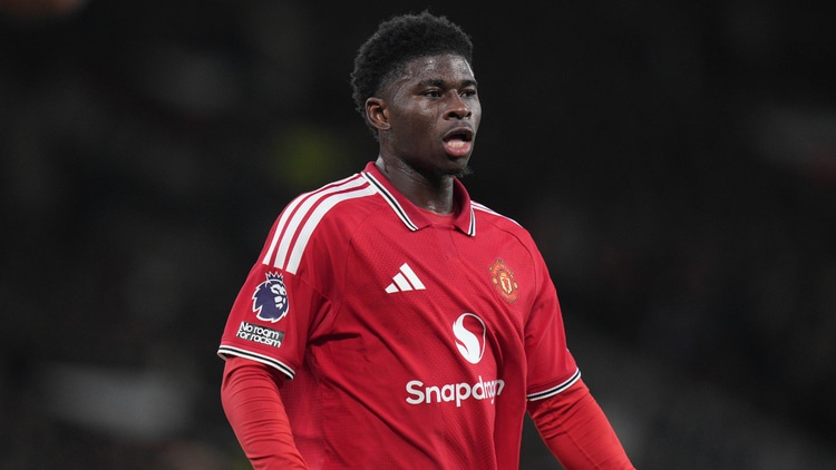 Manchester United Receive Carlos Baleba Verdict After Midfielder Makes Debut