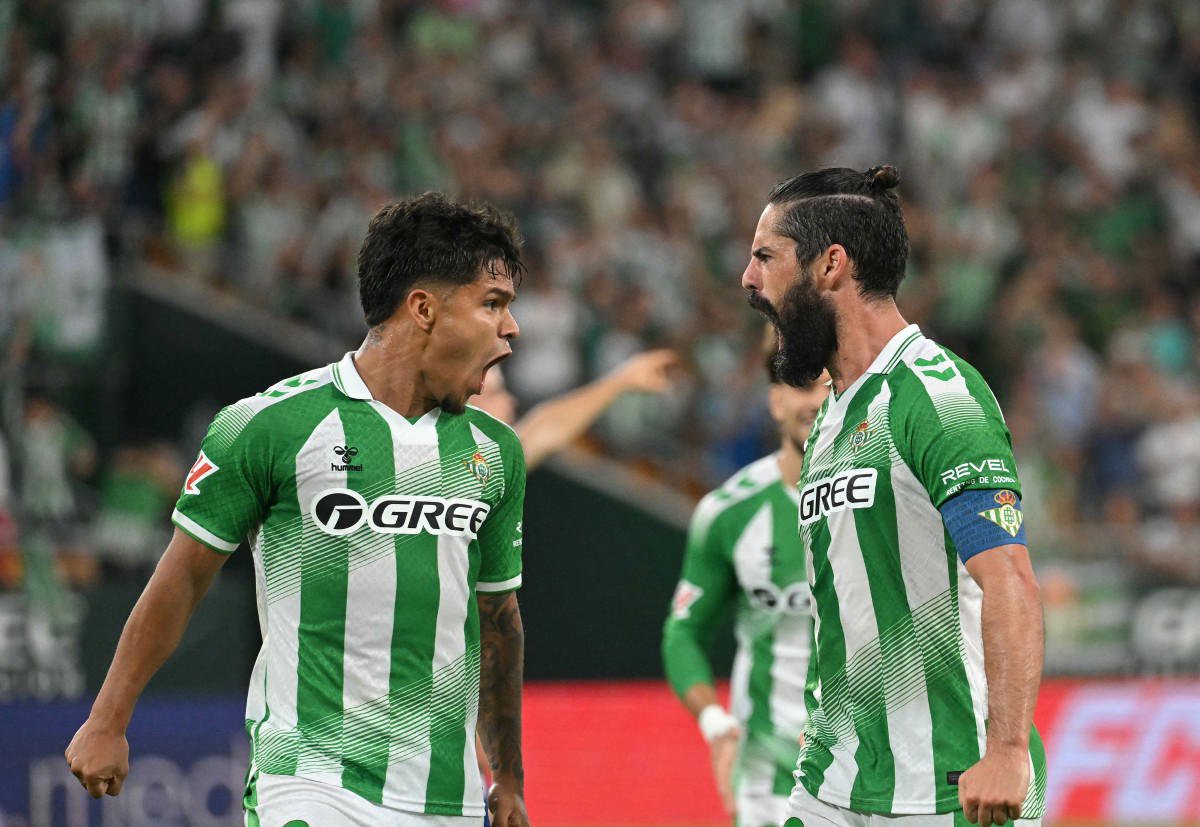 Isco’s Betis rise back above Real Madrid to third