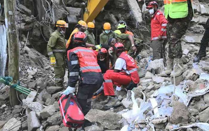 A Terrifying Wait Beneath the Rubble Ends in Relief for a Pregnant Woman