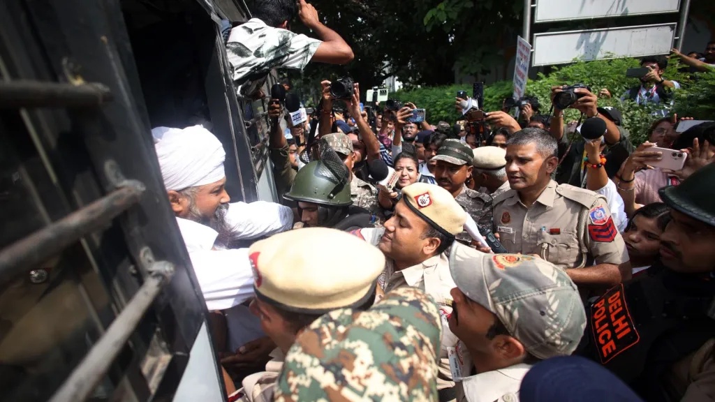 Delhi High Court Bar Association condemns detention of lawyers, ‘excessive’ use of force by cops