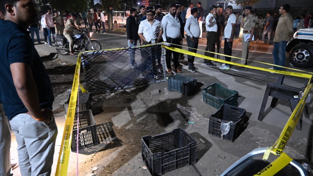 Jewellery firm employee shot dead in Rajkot, gold & silver stolen: Police