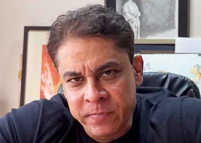 Cyrus Broacha Calls Farah Khan’s Cook Dilip ‘Overrated’, Says His Vlogs Feel Scripted