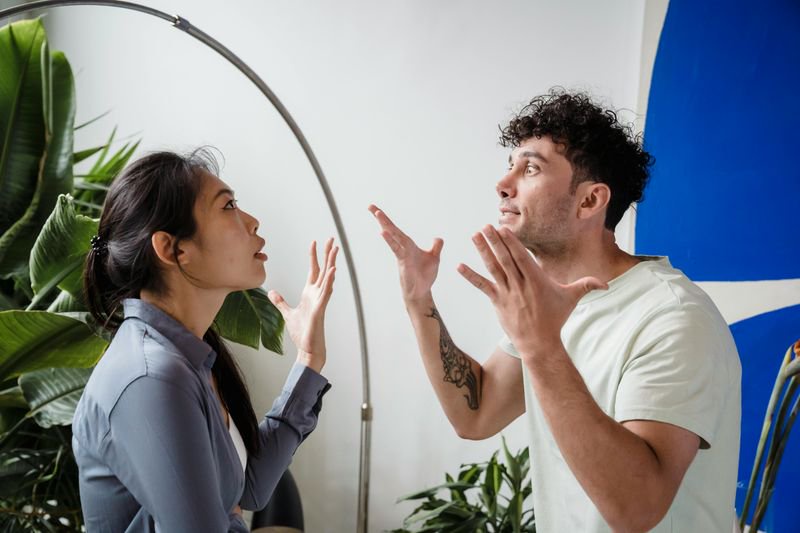 When a Wife No Longer Loves Her Husband, She’ll Casually Say These 13 Things