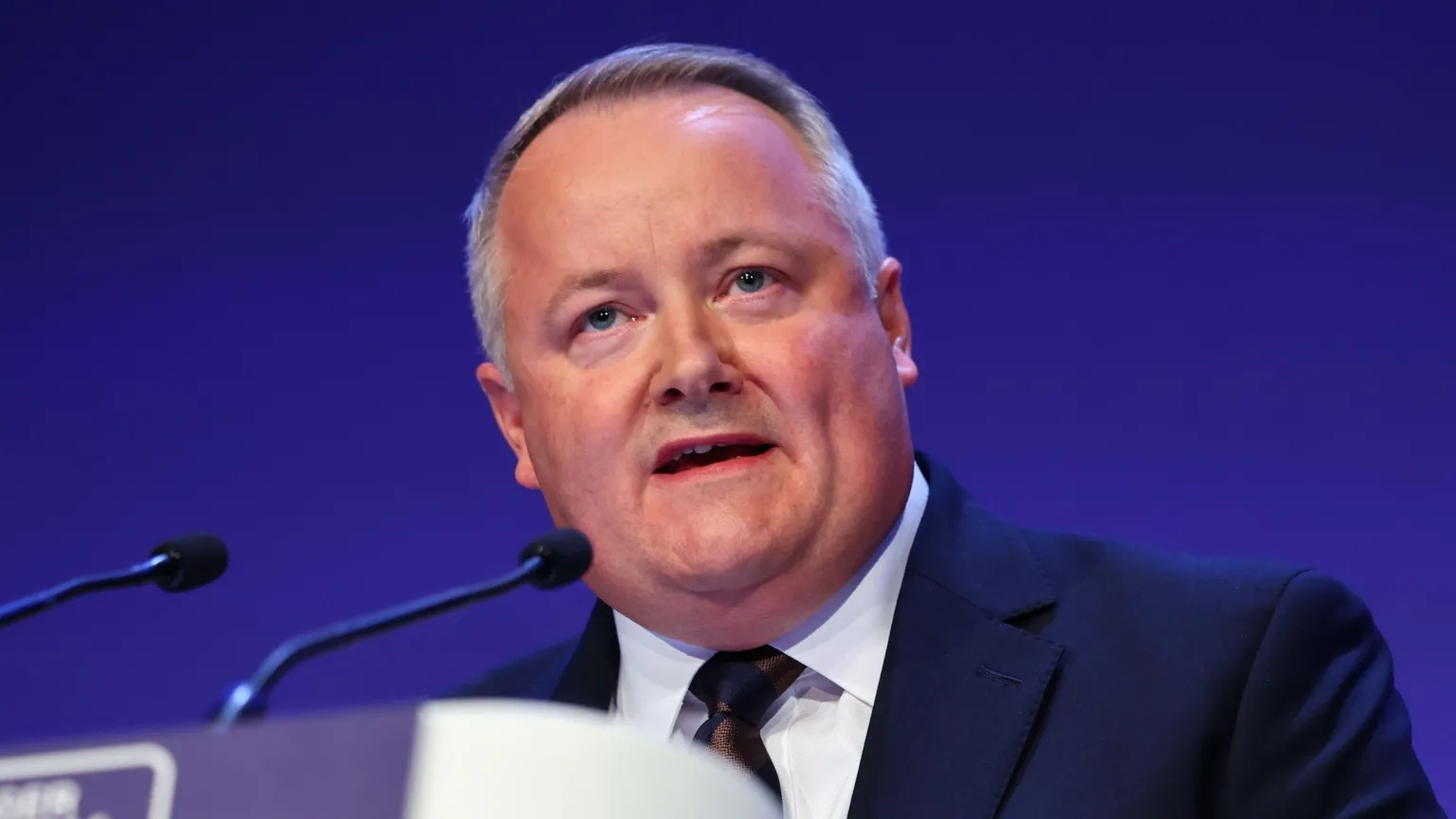 ‘Crack on’ with building M4 relief road, says Welsh Tory leader
