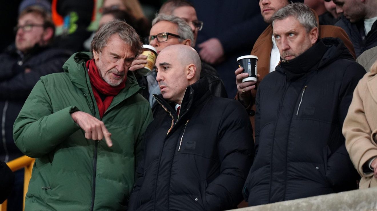 Manchester United warned high-profile managerial target presents major risk