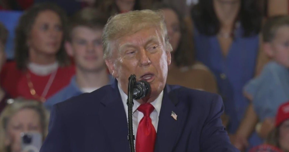 Trump kicks off 32-day campaign blitz with Oklahoma stop