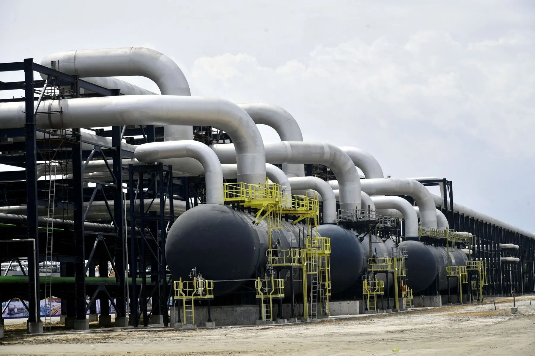 Dangote Refinery Sets Sights on December Stock Market Debut After Extending N2.15tn IPO