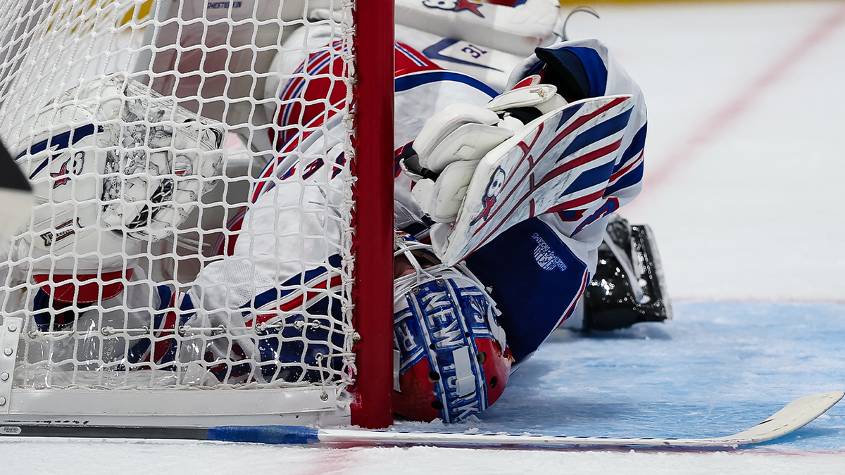 An NYC Curse: Rangers top goalie dragged off ice as New York sports nightmare deepens