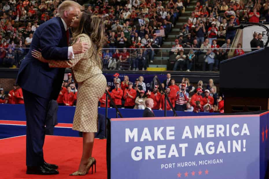 ‘That’s hard to miss’ – Donald Trump compliments Nicki Minaj’s backside at Michigan rally