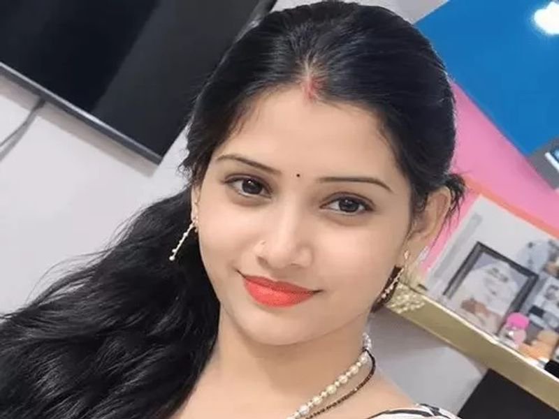 Woman hangs self to death in Faridabad