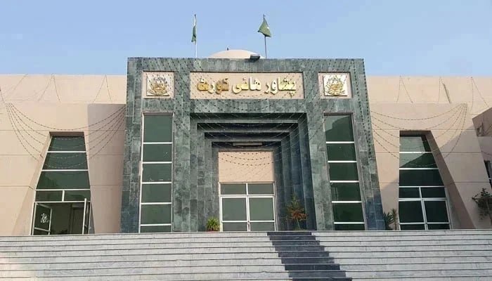PHC takes up PTI’s petitions challenging KP governor’s rule, emergency