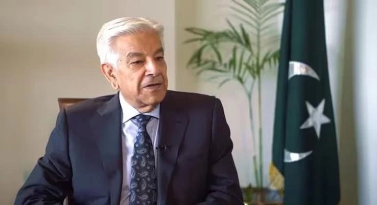 Asif rules out any concession to PTI ‘under pressure’