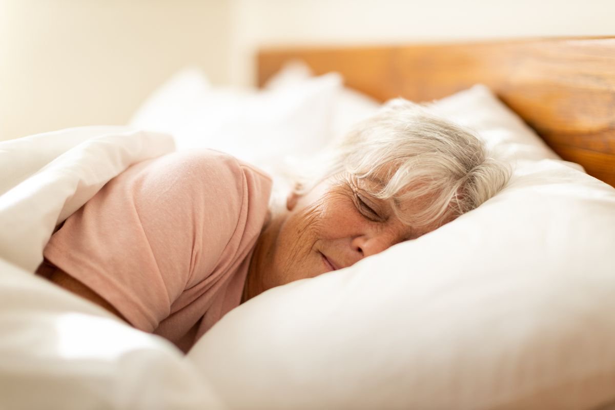 ‘Posh hotel’ pillow with £9 off and people ‘sleep like a baby on a soft cloud’