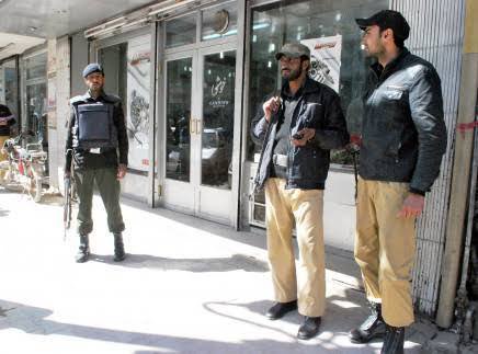 Police constable killed, four injured in attack on SHO’s vehicle in Quetta