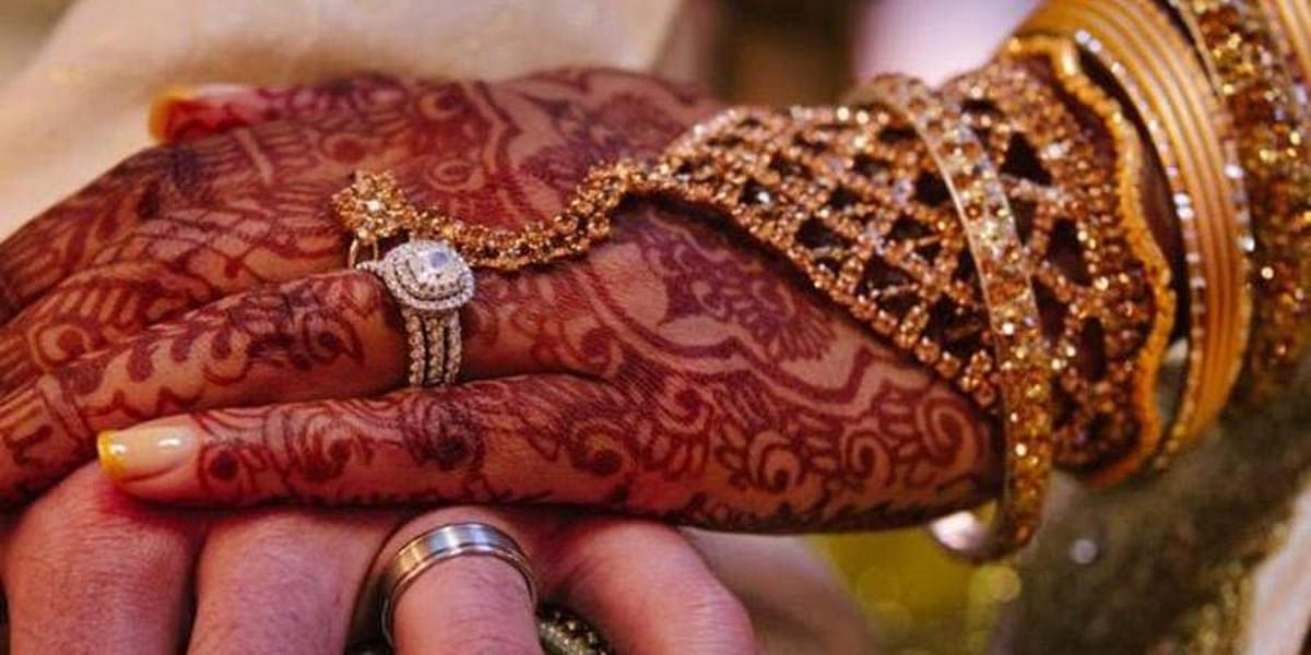 TVK rolls out ‘Annan Seer’ for brides, caps income eligibility at Rs 2.5 lakh