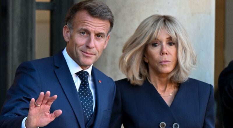 Brigitte Macron : “Évidemment que ça ne lui a pas fait plaisir”, cette insulte sur une pancarte lycéenne au JT de France 2 provoque la fureur d’Emmanuel Macron