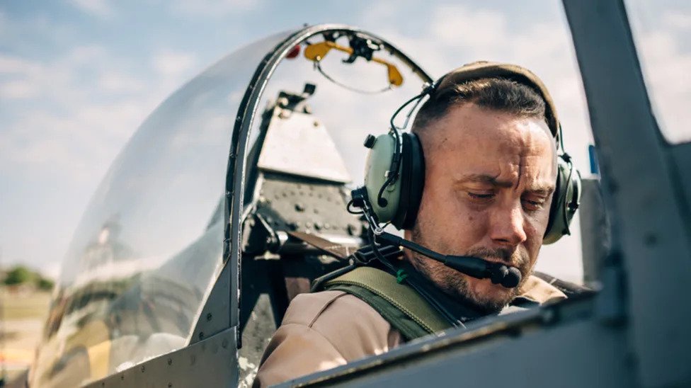 Why Do Military Pilots Say ‘Roger’ & What Does The Code Word Mean?