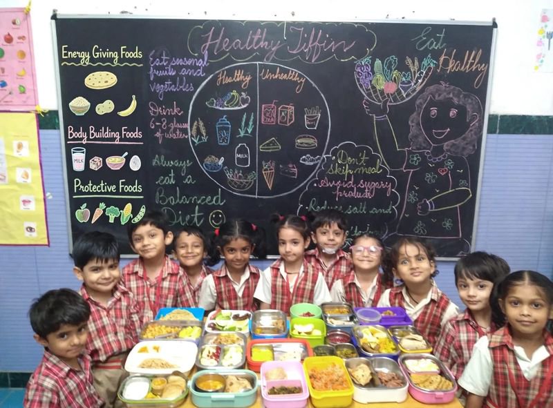 PML SD Public School, Sector 19-C, Chandigarh holds Healthy Tiffin Day