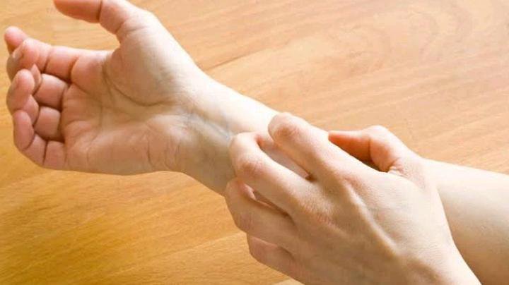 Why Your Skin Itches After A Shower And What You Can Do About It