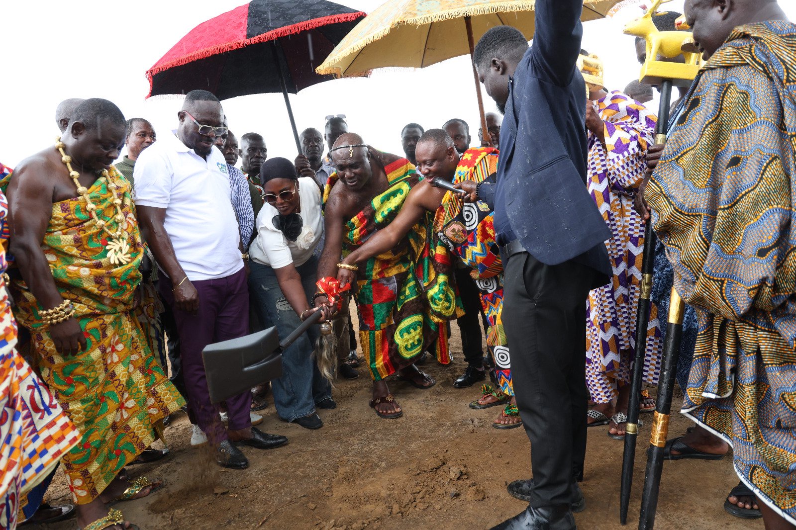 Dorcas Affo-Toffey cuts sod for coconut processing factory in Jomoro