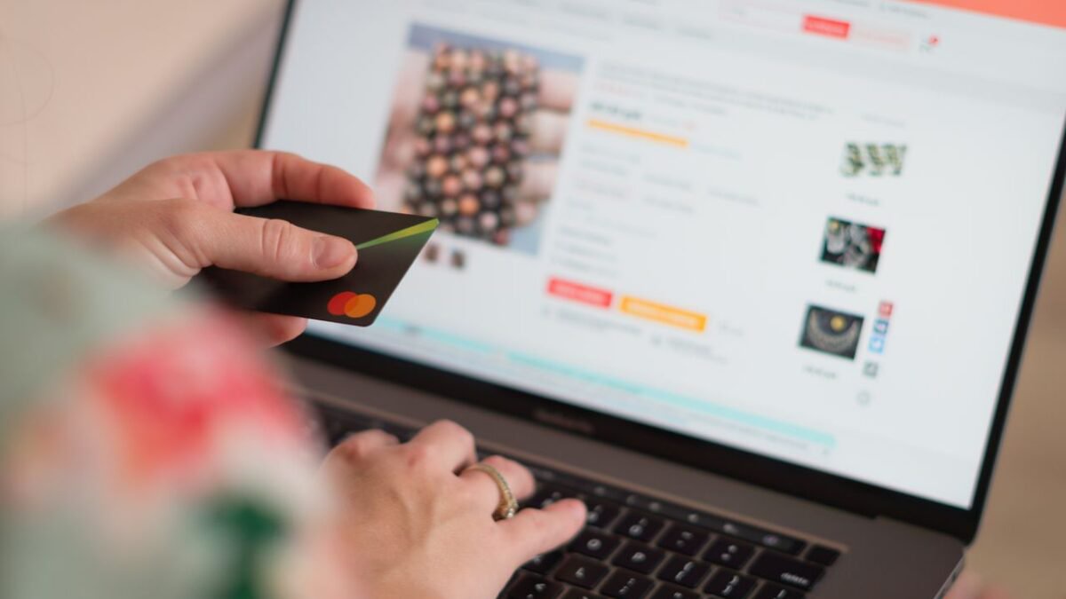 Your Browser Might Be Spying On You To Change The Price Of Items You Purchase