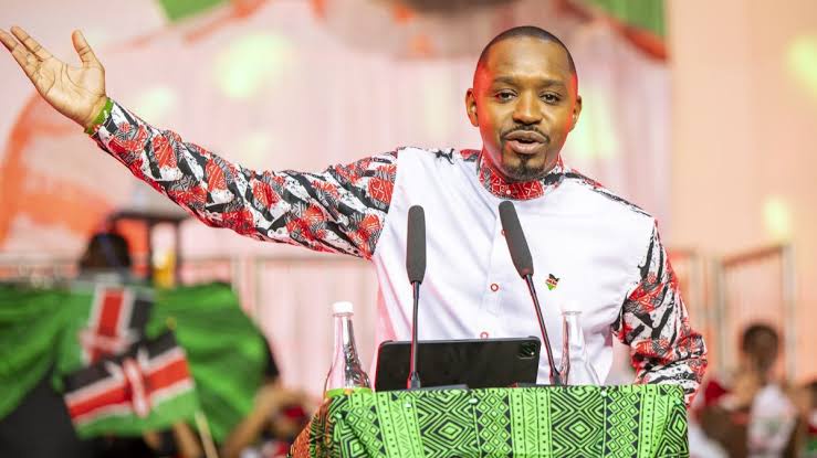 “How Can He Do Something Like This, Does Ruto Think Kenyans Are Fools?” Boniface Mwangi Says