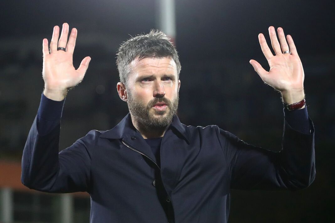 Michael Carrick receives overwhelming sack verdict immediately after Man Utd shambles