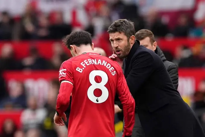 ‘My players are hungry’ – Carrick sends warning to Chelsea ahead of big clash