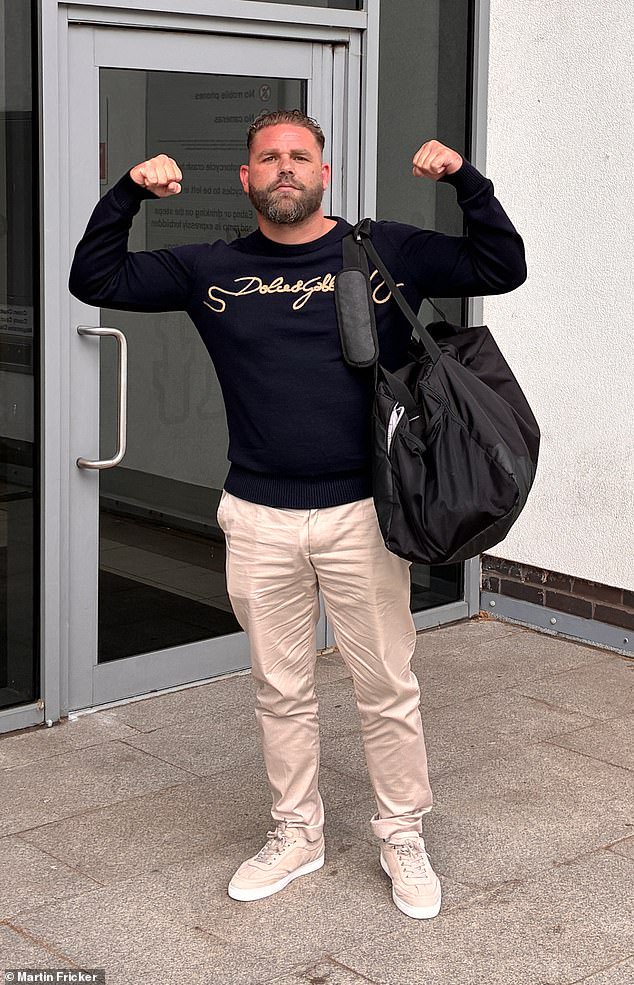 Boxing world champion Billy Joe Saunders attacked rival thugs with beer bottles during mass brawl at a baby shower