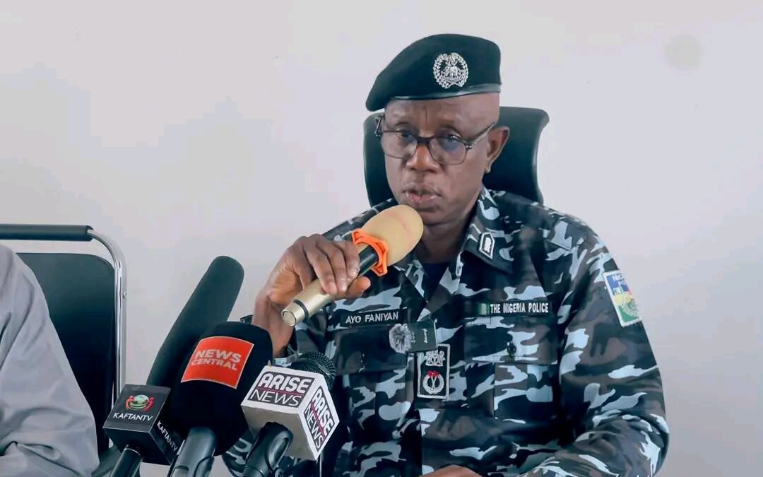 Plateau police arrest suspects, recover locally made guns