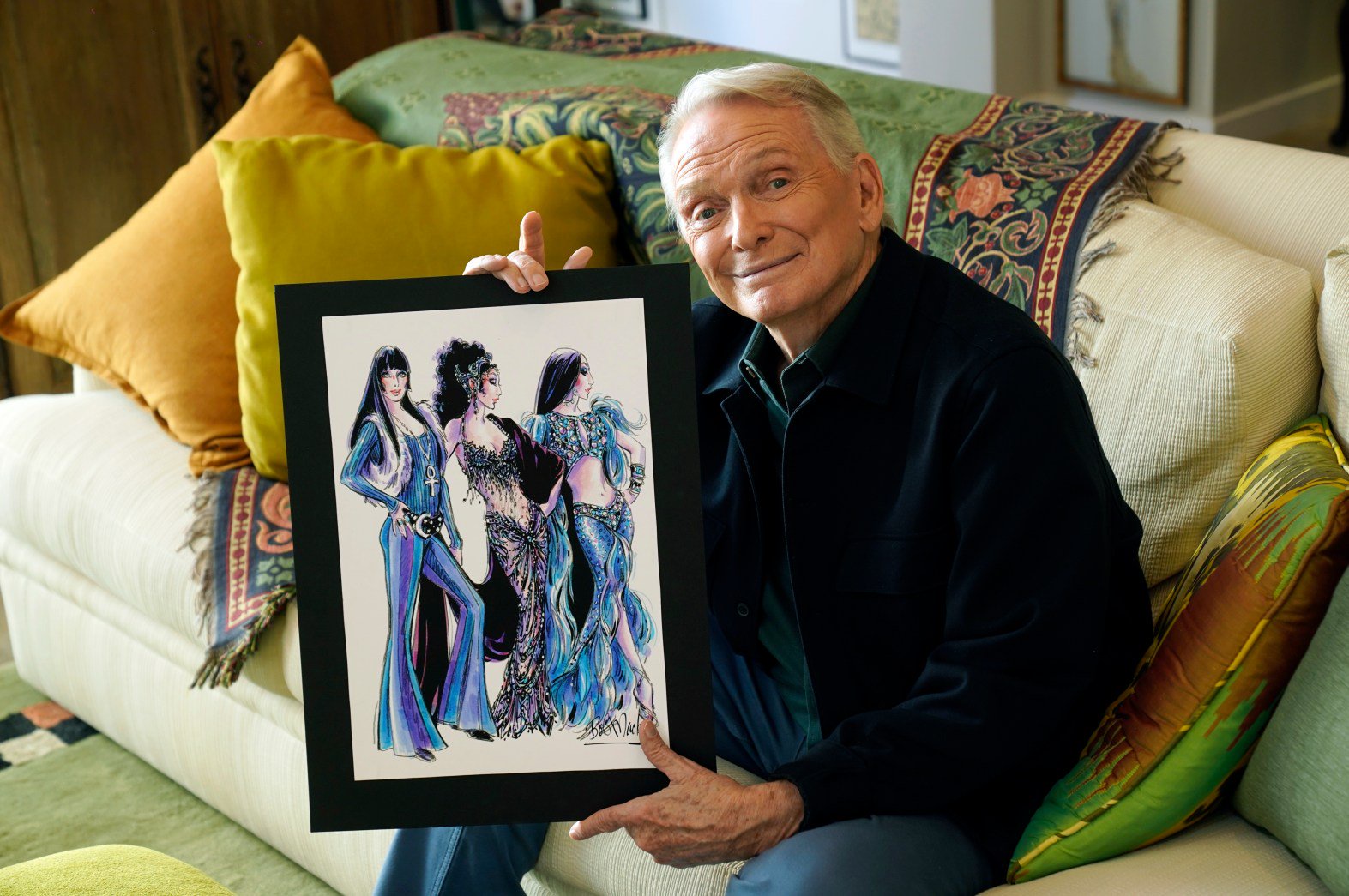 Fashion designer Bob Mackie suffered head injury days before death at 87