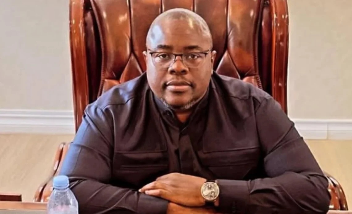 Chivayo declared provincial hero