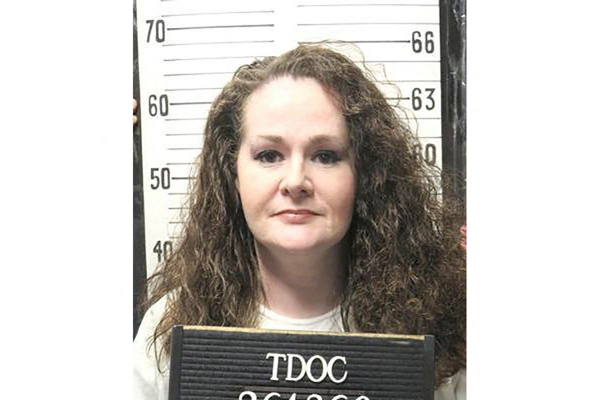 American woman about to get lethal injection for murder at 18, spared one hour before death
