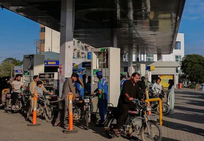 Petrol Nears Rs395 As a Distant War Empties Pakistani Pockets