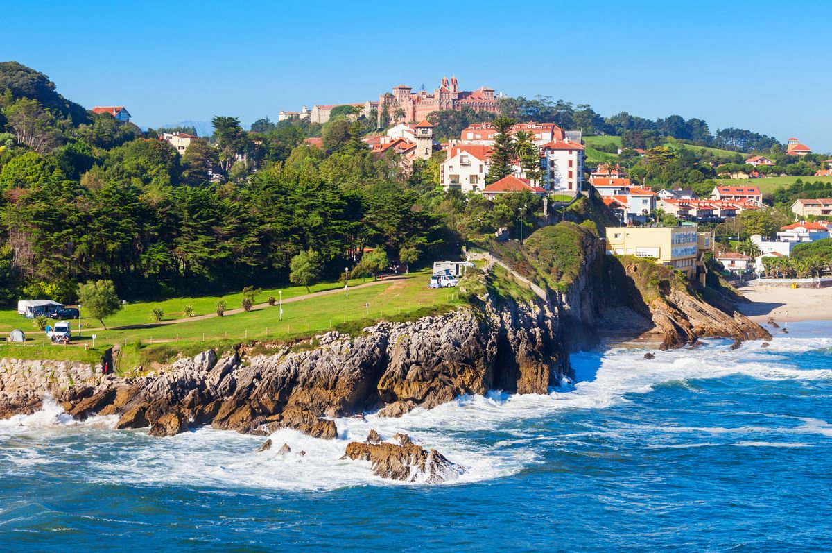 Best town to retire in Spain as expats praise ‘affordable living and amazing food’