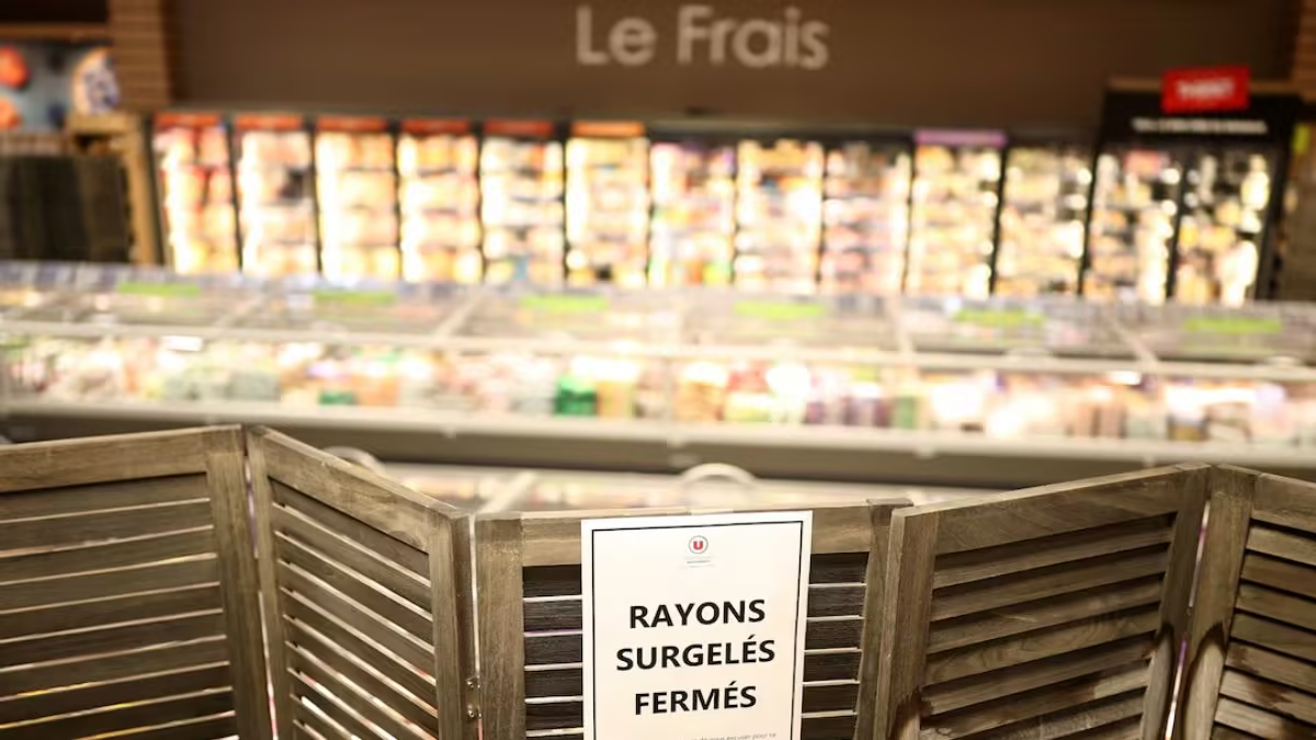 Hackers heat French supermarket fridges, sparking fires and spoiling food