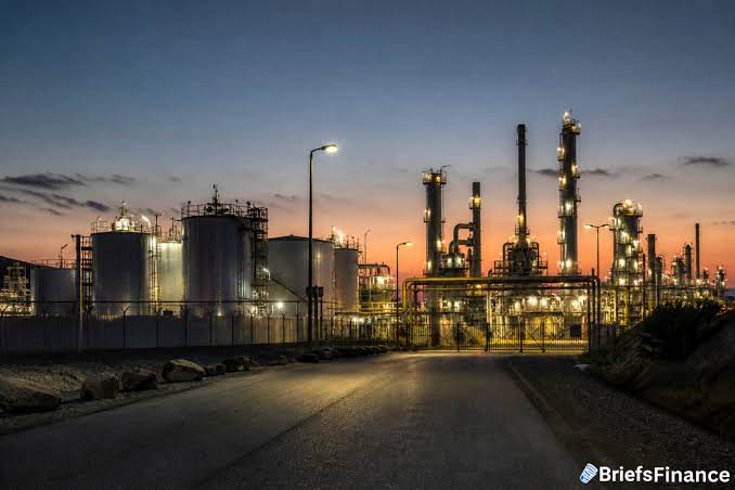 Dangote Refinery extends IPO deadline to October 27