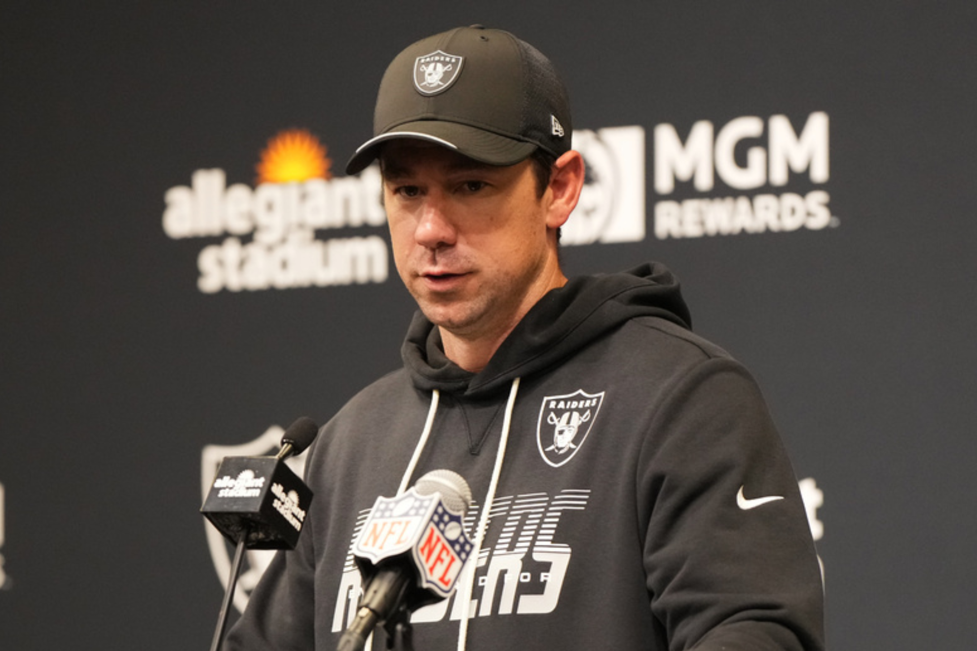 The Klint Kubiak comment that backfired in a big way in Raiders’ loss to Chiefs
