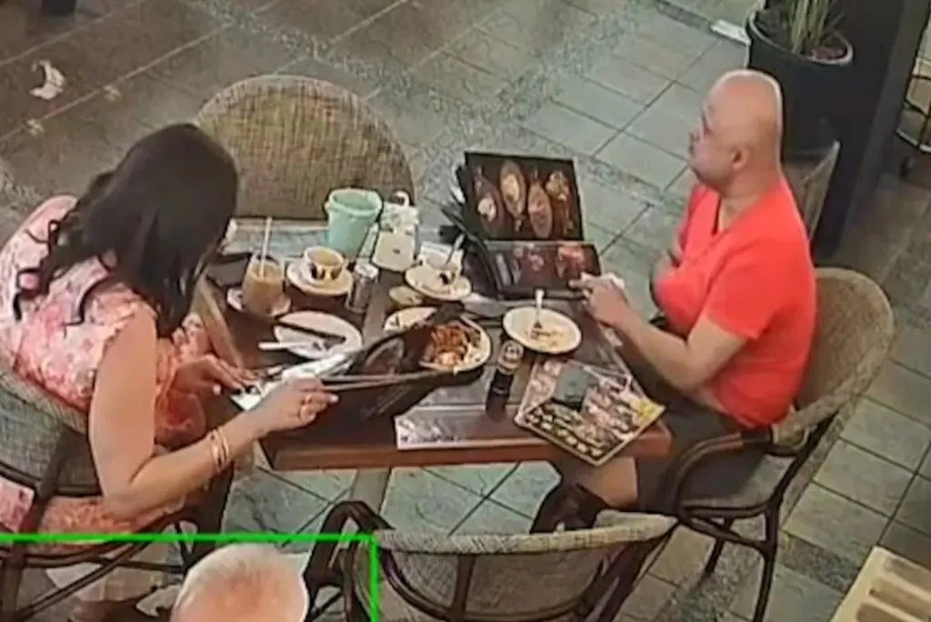 Disgusting moment tourist plucks hair from BELLY & drops it in noodles to dodge £5.60 restaurant bill