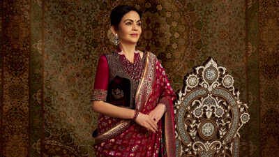 Nita Ambani celebrates Navratri in a regal Swadesh Ashavali silk saree