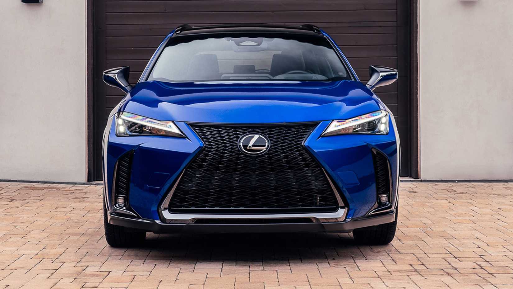 Lexus Is Killing Its Small SUV The Same Year JD Power Named It Named It Number One